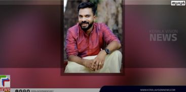 A young man died in a collision between a car and a scooter in Thrissur