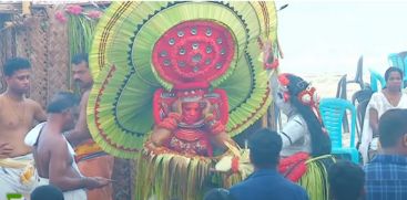 Theyam performance on the shores of Vanchipura sea, immersing the devotees in self-fulfilment