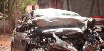 The Motor Vehicle Department said that the car crashed into the lorry intentionally in the Pattazimuk accident