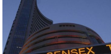 sensex in all time high; Gold rate decreases