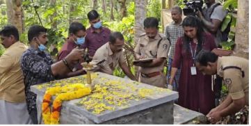 Neyyattinkara Tomb Controversy