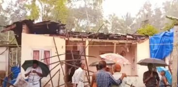 A house collapsed in heavy rain in Ernakulam