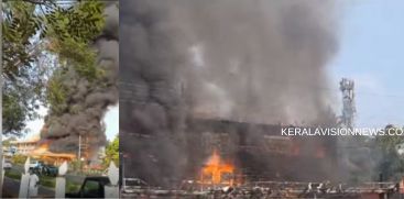 building-caught-fire-in-angamaly.