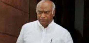 /congress-leader-mallikarjun-kharge-named-india-bloc-chief