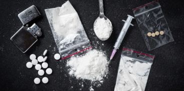 Kozhikode two-member gang arrested with drugs