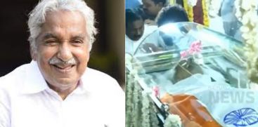 Umman Chandy Passes Away