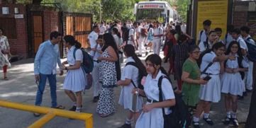  Bomb Threat to 6 Schools in Delhi