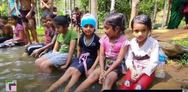 Learn to swim for free and safely; swimming training using the Irrigation Department's barricade