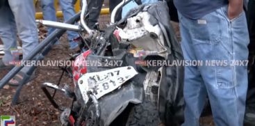 2 youths killed in a collision between a bike and a KSRTC bus at Palarivattam 