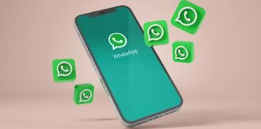 Voice messages to text format; WhatsApp with voice transcription feature