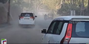 
A mountain highway covered in dust; Local residents are in distress