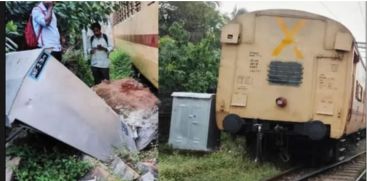 A train derailed near the railway station in Kannur