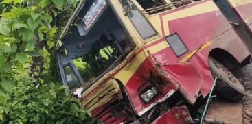 KSRTC bus and tempo collide in Kollam, one died