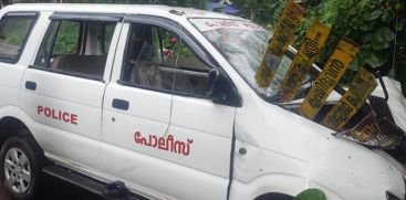 POLICE JEEP CAUGHT UP IN ACCIDENT