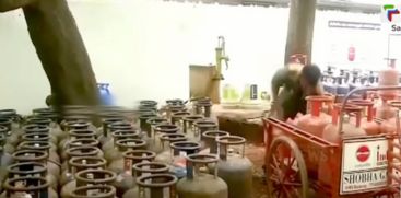 
The price of cooking gas for commercial purposes has been reduced in the state