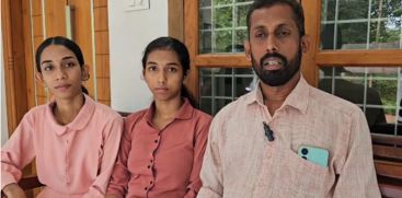 aswathy and Amrita gave the small money given by their father to the Wayanad relief fund