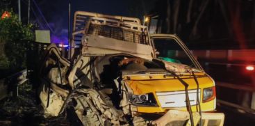 A container lorry and a mini pickup collided 