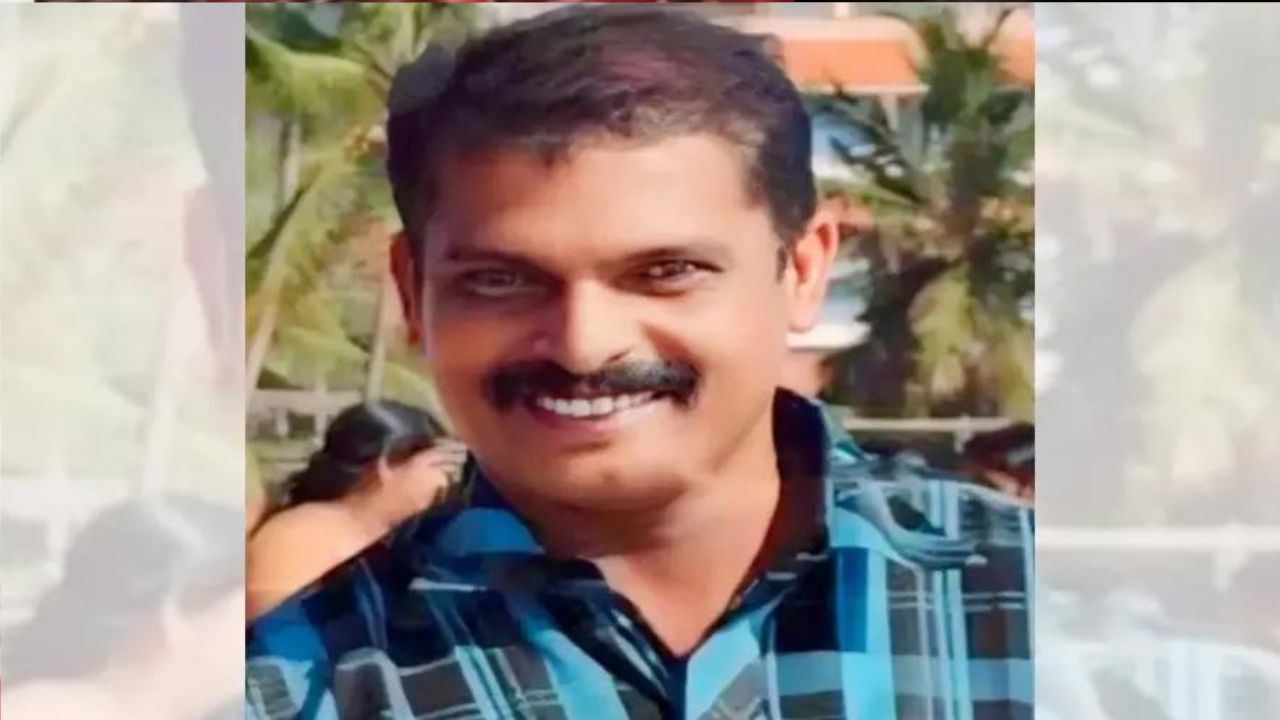 KSRTC-driver-collapses-and-dies-in-Pala