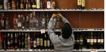 Tamil Nadu to shut down 500 state-run liquor outlets from June 22