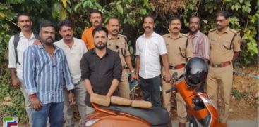 A young man was caught with 6 kg ganja while transporting it on a bike in Thrissur