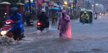 Chance of heavy rain today and tomorrow; Yellow alert in five districts today