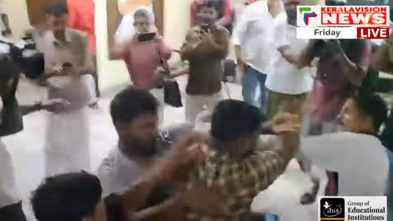 Congress workers clashed at Thrissur DCC office