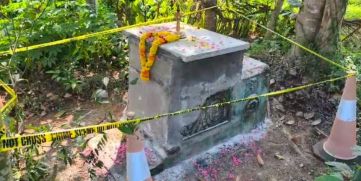 Neyyattinkara Tomb Controversy