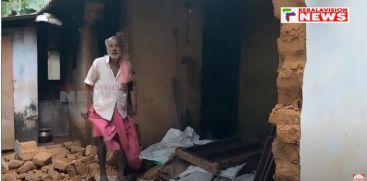 A house collapsed in Neyyatinkara due to heavy rain