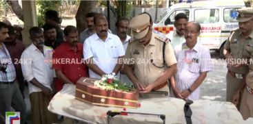 The body of the baby, who was killed by his mother, was cremated in Panampallinagar