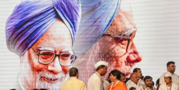 nation gives its final farewell to manmohan singh