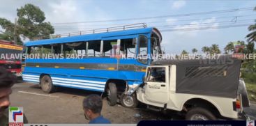 jeep-crashes-into-private-bus-in-thrissur-two-persons-died-and-5-persons-were-injured