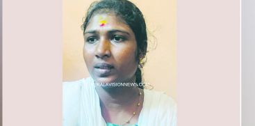 gold-chain-theft-woman-arrested