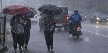 Heavy rain warning; Orange alert in two districts